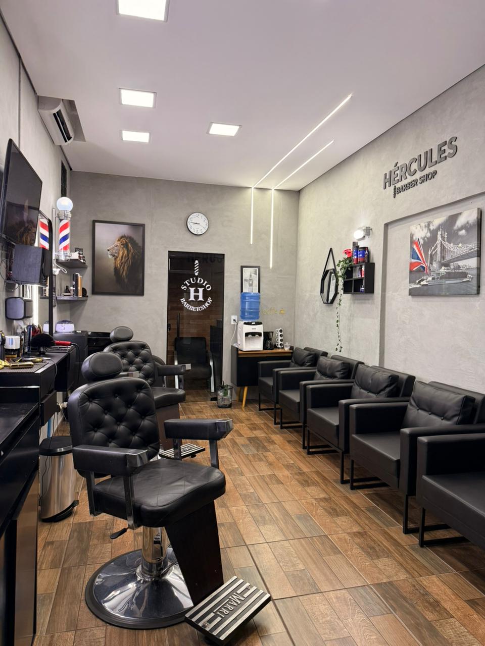 Interior Hércules Barber Shop